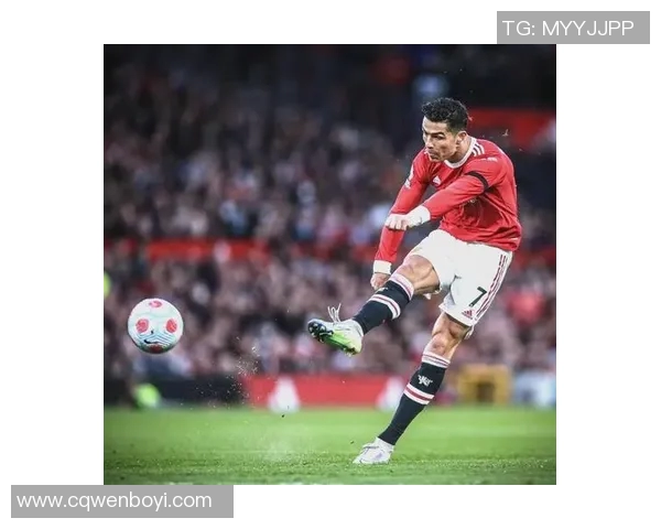 足球明星大帅哥C罗的传奇人生与场上风采揭秘